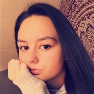 Meet your Posher, Katelyn